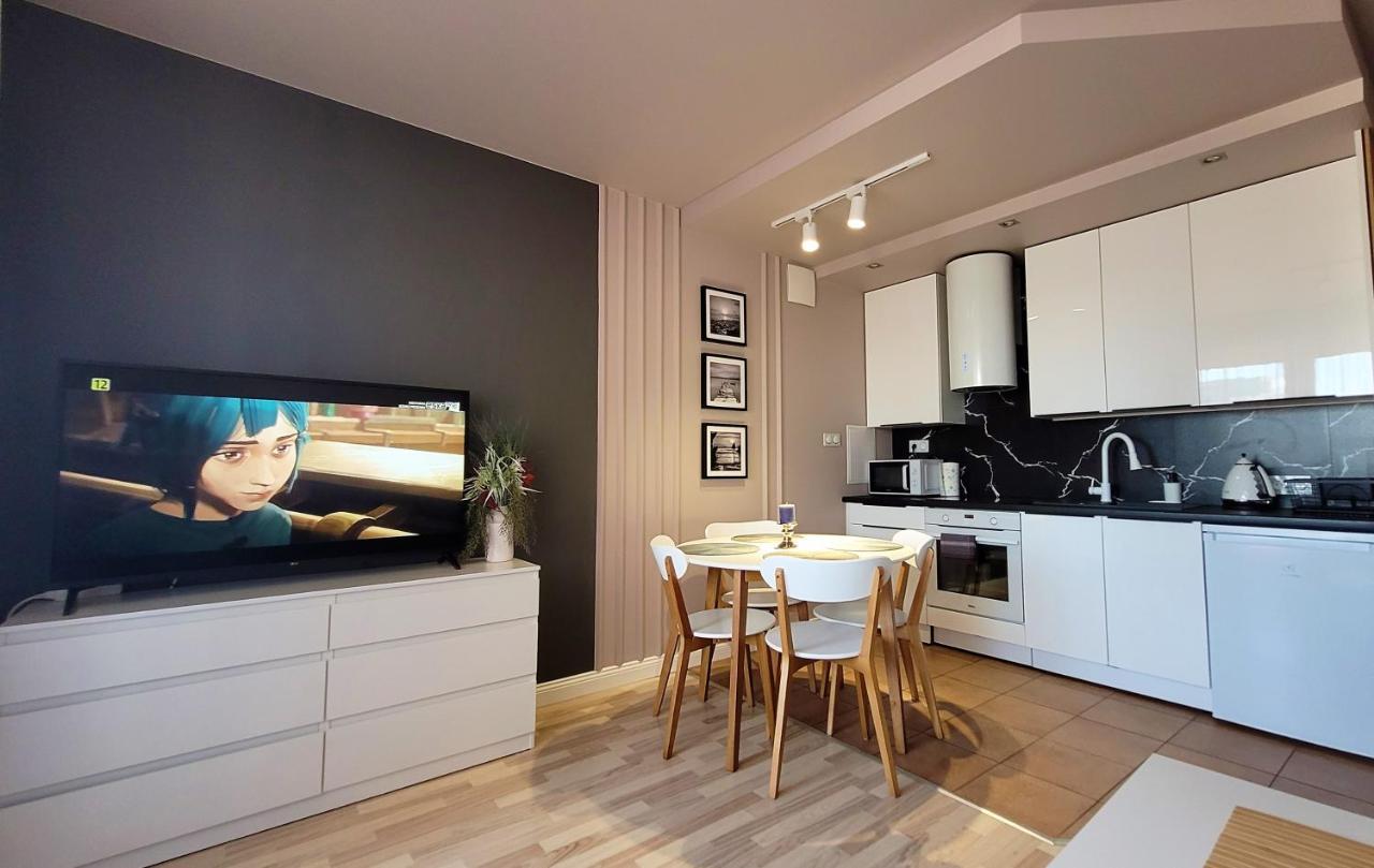 Apartament25B, Plaza, Internet, Netflix Gdansk Bagian luar foto